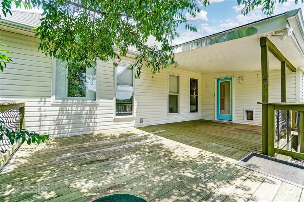 1527 Spring View Drive Catawba, NC 28609 - Photo 35 of 39 Gallery Image 35