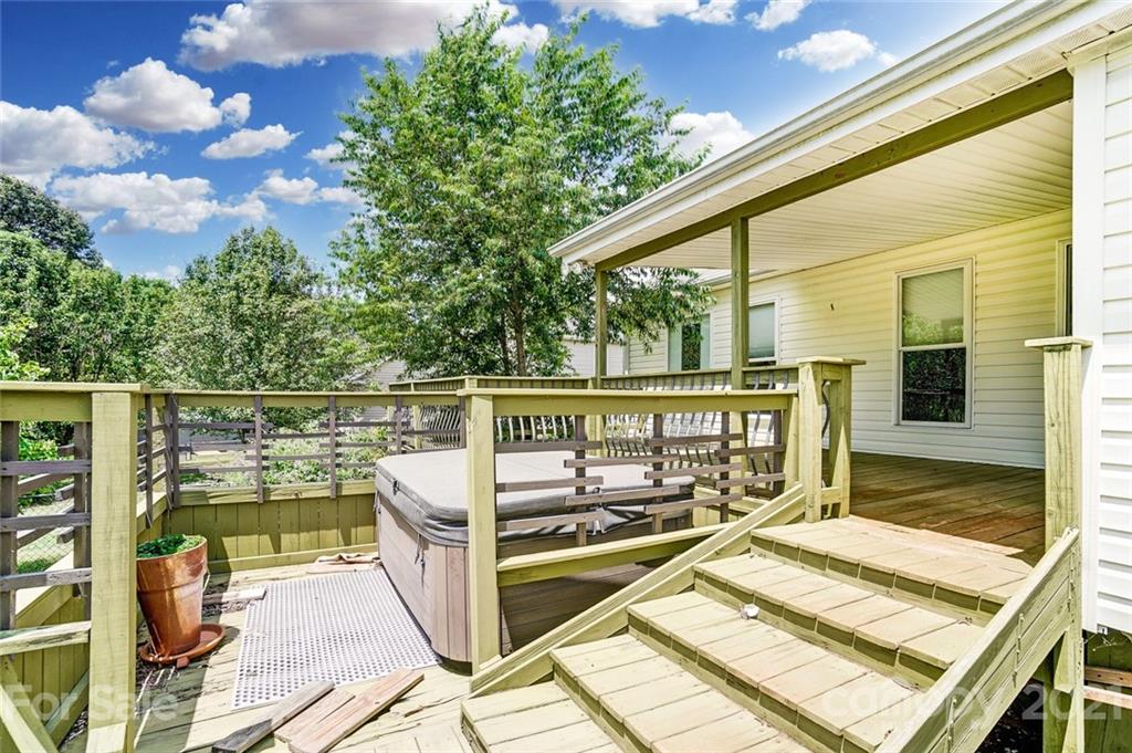 1527 Spring View Drive Catawba, NC 28609 - Photo 38 of 39 Gallery Image 38
