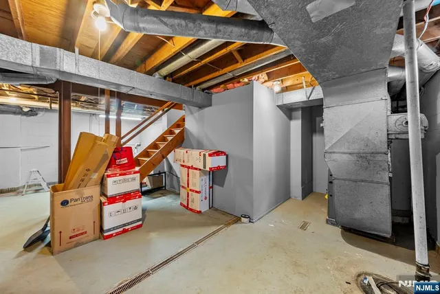 $4,750 | 32 Davenport Avenue, Tenafly, NJ 07670