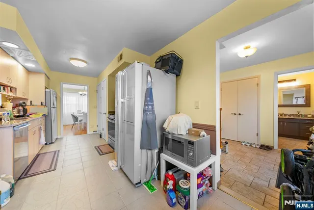 $4,750 | 32 Davenport Avenue, Tenafly, NJ 07670