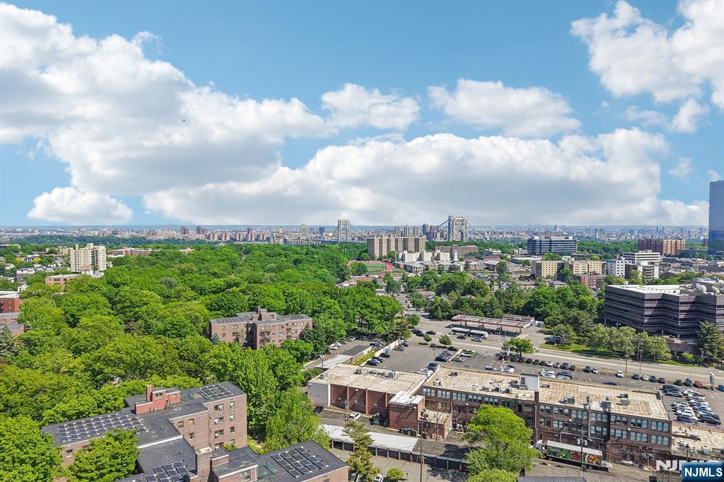 3031 Edwin Avenue, Unit 4H Fort Lee, NJ 07024 - Photo 29 of 33
