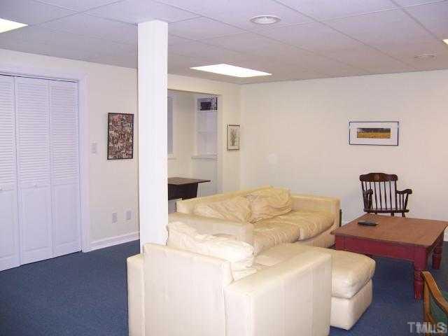424 Bloomsbury Road Raleigh, NC 27609 - Photo 11 of 12