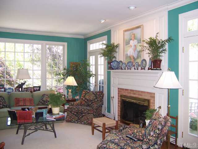424 Bloomsbury Road Raleigh, NC 27609 - Photo 5 of 12