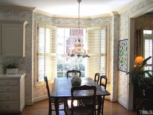 424 Bloomsbury Road Raleigh, NC 27609 - Photo 7 of 12