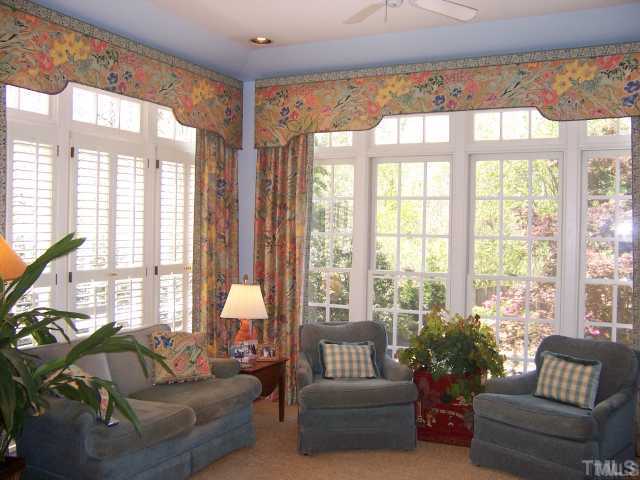 424 Bloomsbury Road Raleigh, NC 27609 - Photo 8 of 12