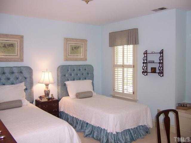 424 Bloomsbury Road Raleigh, NC 27609 - Photo 10 of 12