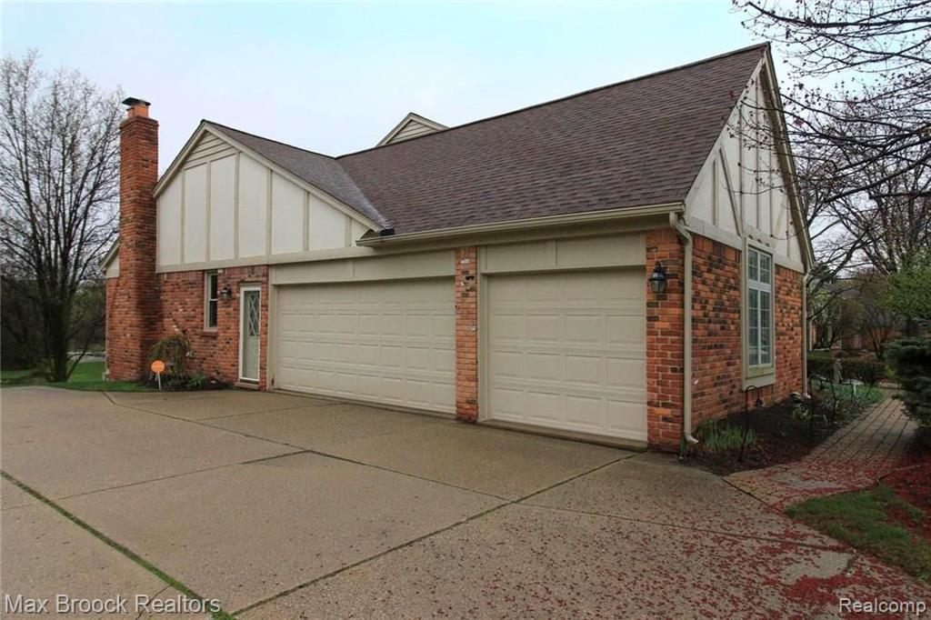 3251 Kilburn Road West Rochester Hills, MI 48306 - Photo 6 of 53