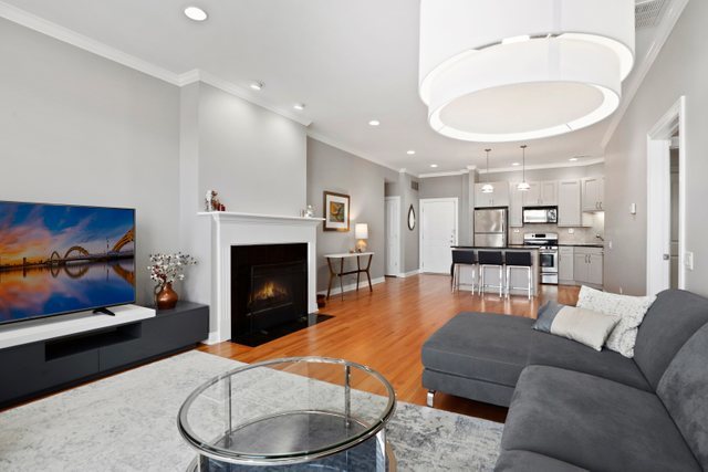 1355 West Washington Boulevard, Unit 3A Chicago, IL 60607 - Photo 2 of 20