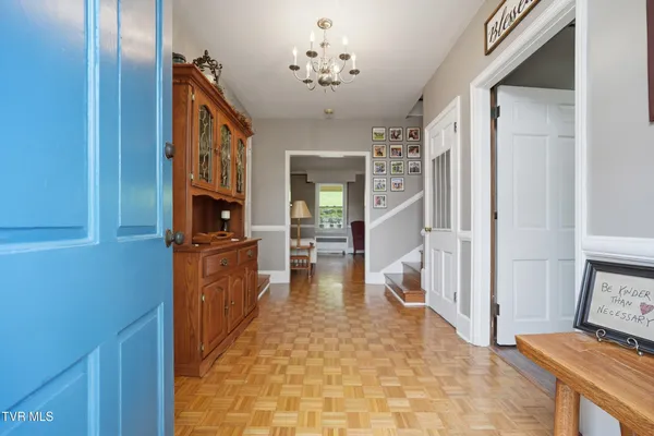 $349,999 | 205 Highland Avenue Northwest, Norton, VA 24273