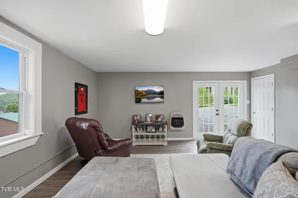 $349,999 | 205 Highland Avenue Northwest, Norton, VA 24273
