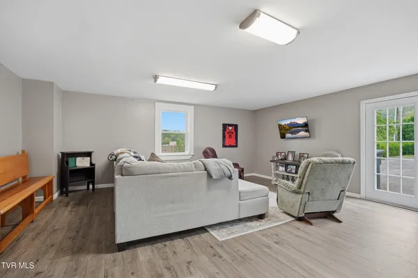 $349,999 | 205 Highland Avenue Northwest, Norton, VA 24273