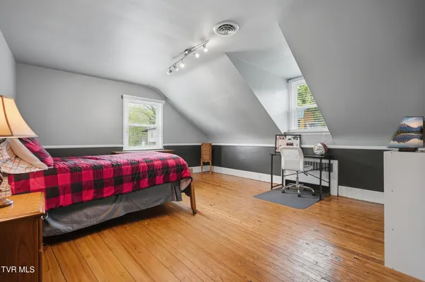 $349,999 | 205 Highland Avenue Northwest, Norton, VA 24273