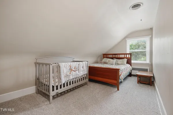 $349,999 | 205 Highland Avenue Northwest, Norton, VA 24273