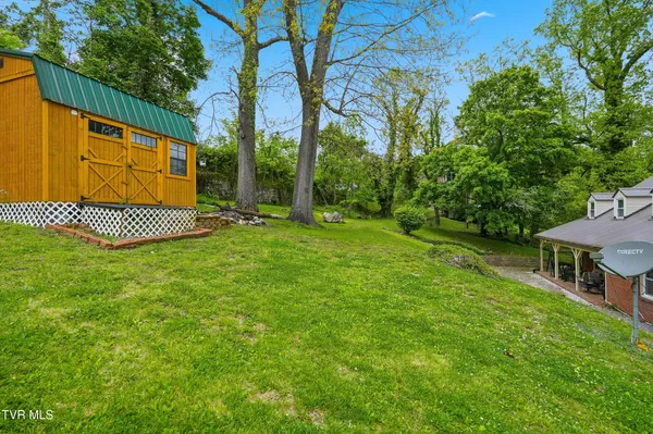 $349,999 | 205 Highland Avenue Northwest, Norton, VA 24273