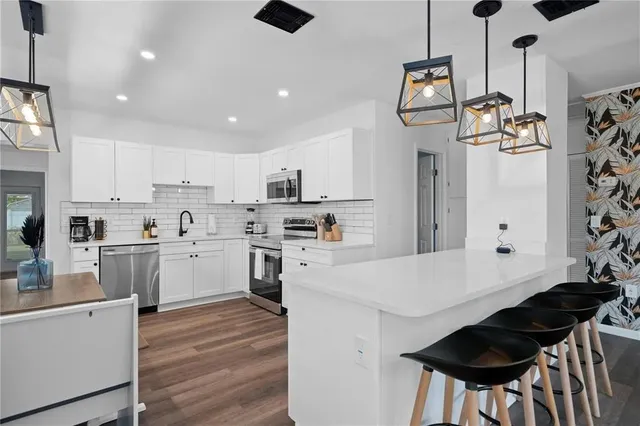 $1,800,000 | 1500 Clearwater Largo Road North, Largo, FL 33756