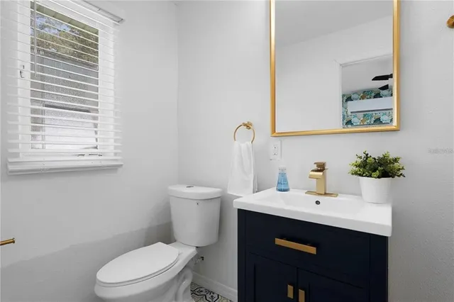 $1,800,000 | 1500 Clearwater Largo Road North, Largo, FL 33756