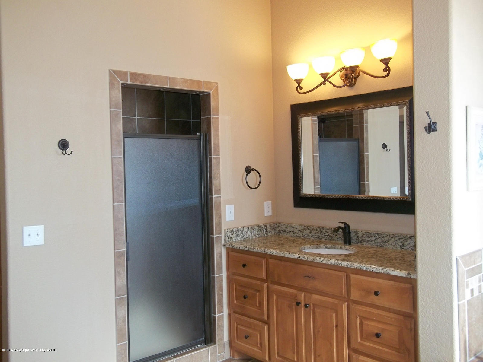 6701 Big Boulder Road Amarillo, TX 79118 - Photo 13 of 44 Master Bath Her Sink and Shower