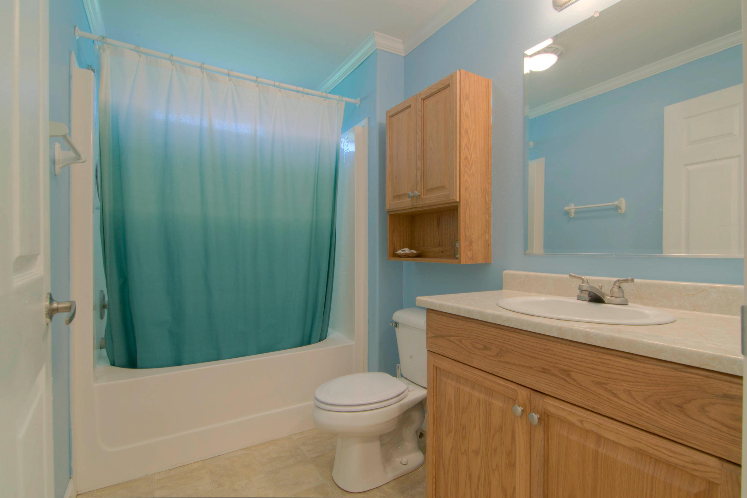 5112 Estes Road Loudon, TN 37774 - Photo 16 of 35 17. Bathroom one