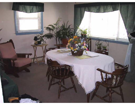 583 New Ludlow Road Chicopee, MA 01022 - Photo 2 of 5 Gallery Image 2