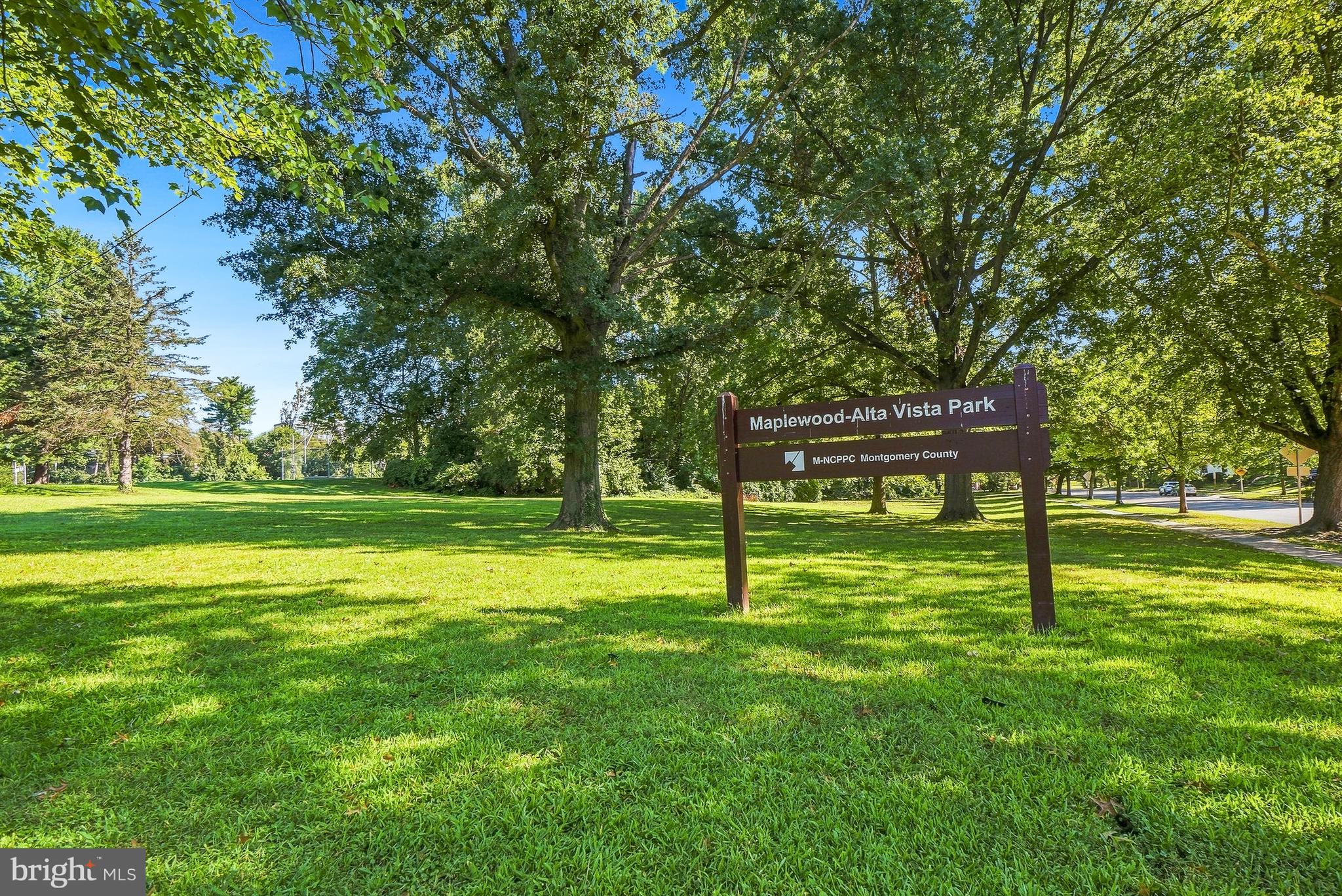 9502 Edgeley Road Bethesda, MD 20814 - Photo 41 of 46 Maplewood Alta Vista Park nearby