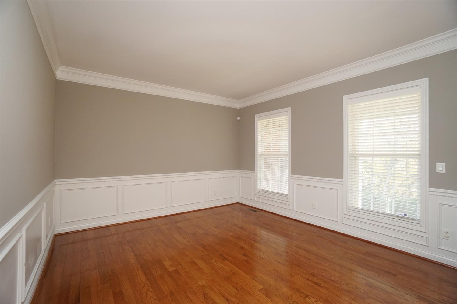 10623 Weil Road Montgomery, OH 45249 - Photo 7 of 43