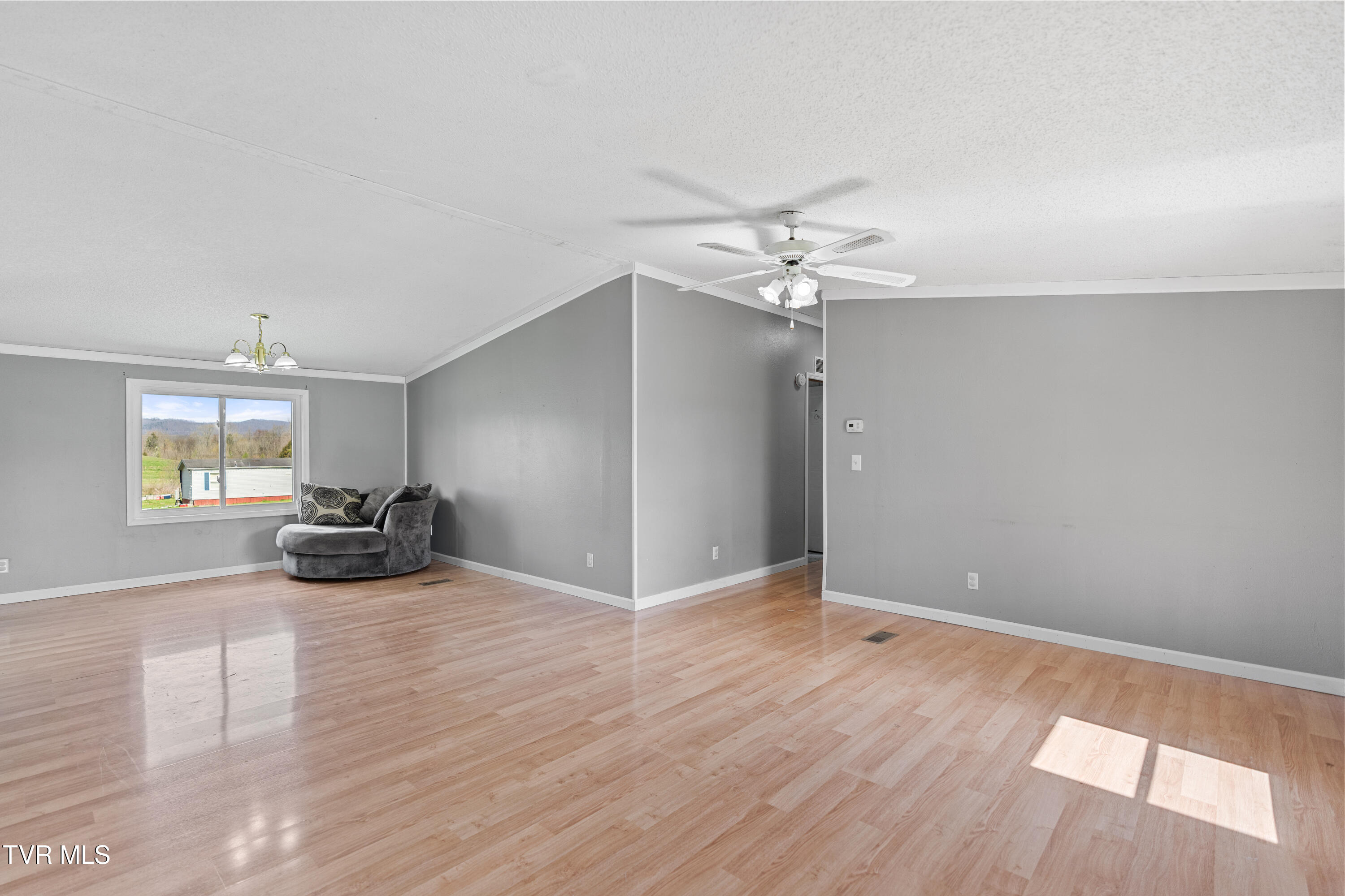 1675 Billy Bible Road Greeneville, TN 37745 - Photo 25 of 26 DSC09338