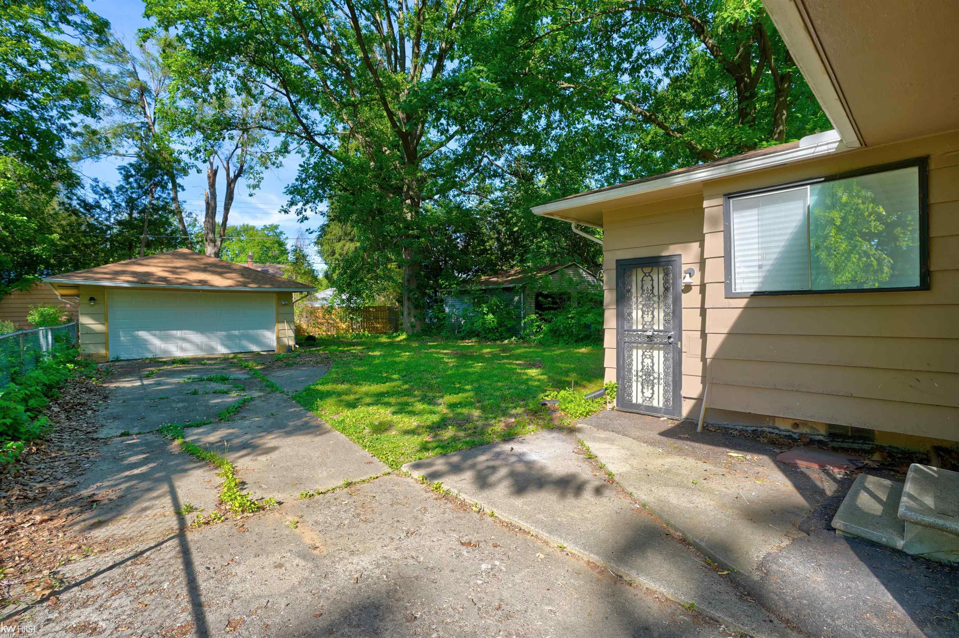 3018 Helber Street Flint, MI 48504 - Photo 7 of 39