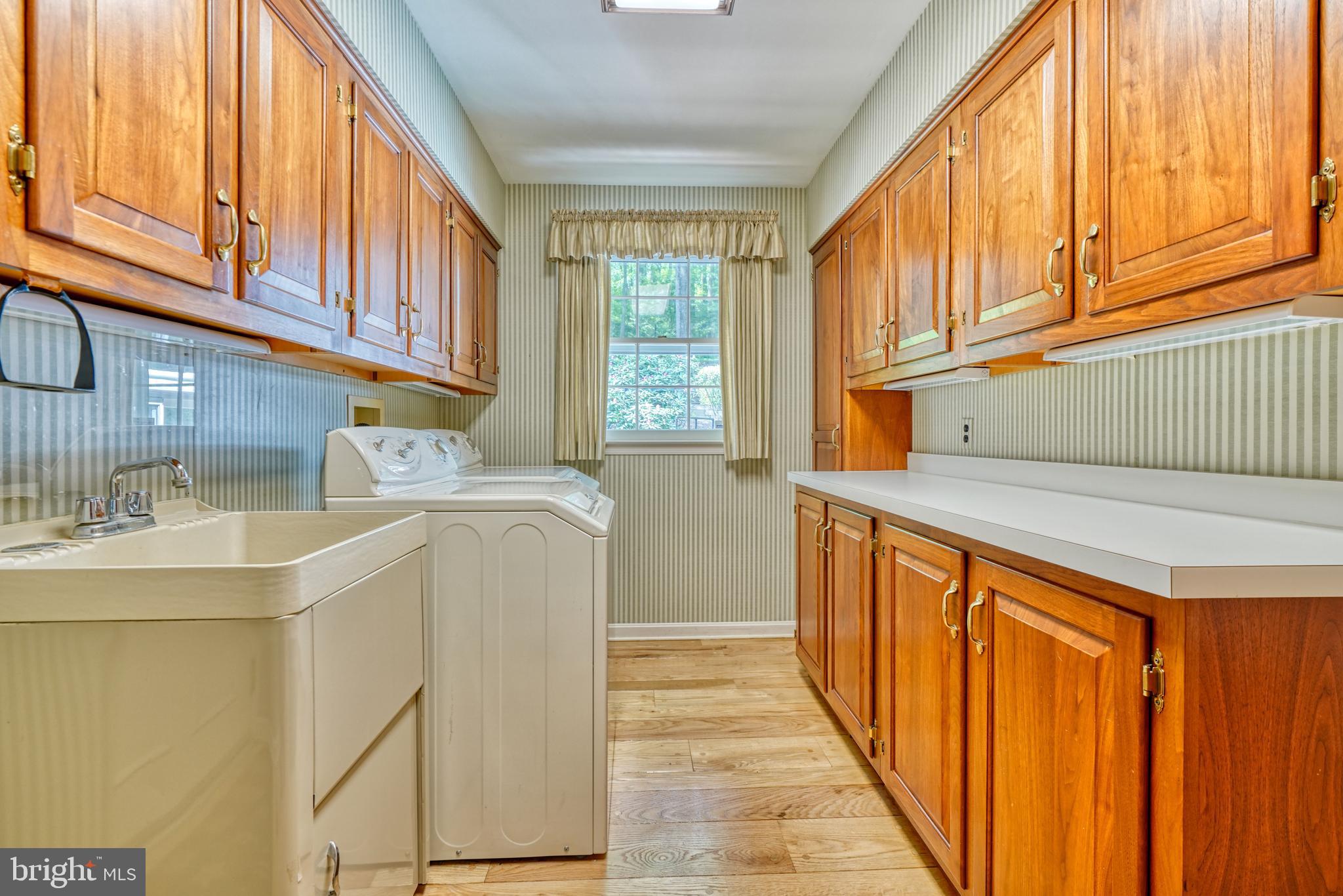 15 Glen Alpine Road Phoenix, MD 21131 - Photo 22 of 39 Main Level- Laundry Room