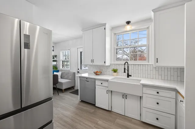 $599,900 | 1885 Eleanor Avenue, St. Paul, MN 55116