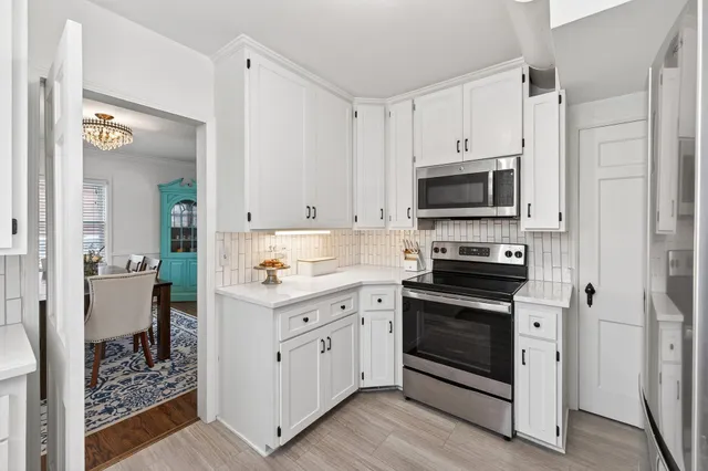 $599,900 | 1885 Eleanor Avenue, St. Paul, MN 55116