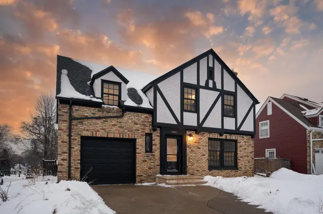 $599,900 | 1885 Eleanor Avenue, St. Paul, MN 55116