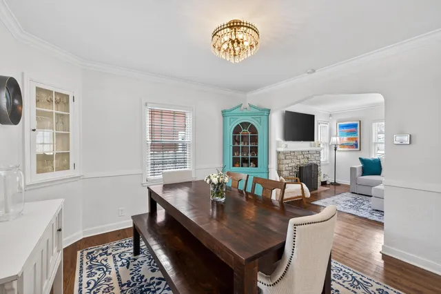 $599,900 | 1885 Eleanor Avenue, St. Paul, MN 55116