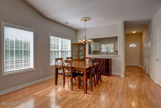 5019 Long Pointe Road Wilmington, NC 28409 - Photo 11 of 32 5019 Long Pointe Rd Wilmington-small-009