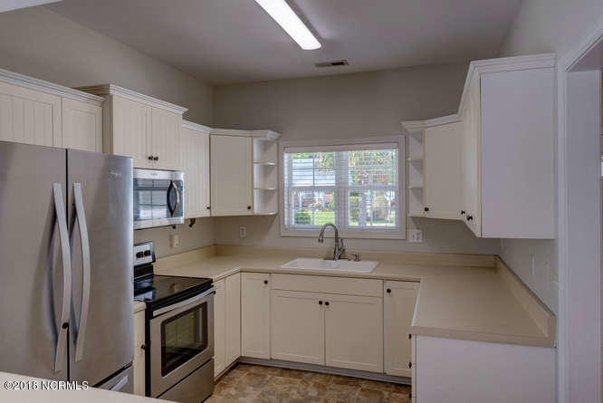 5019 Long Pointe Road Wilmington, NC 28409 - Photo 15 of 32 5019 Long Pointe Rd Wilmington-small-013