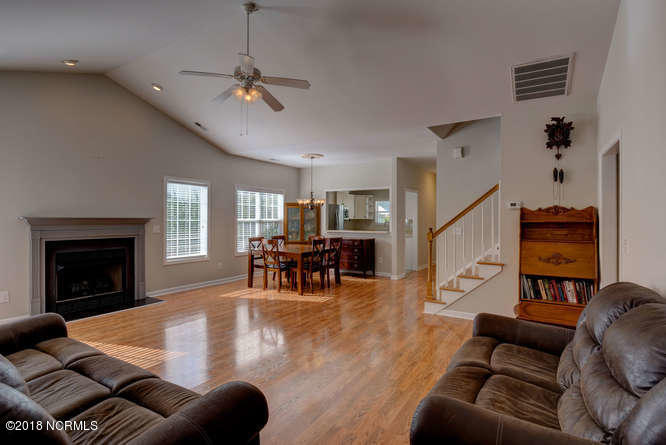 5019 Long Pointe Road Wilmington, NC 28409 - Photo 9 of 32 5019 Long Pointe Rd Wilmington-small-022
