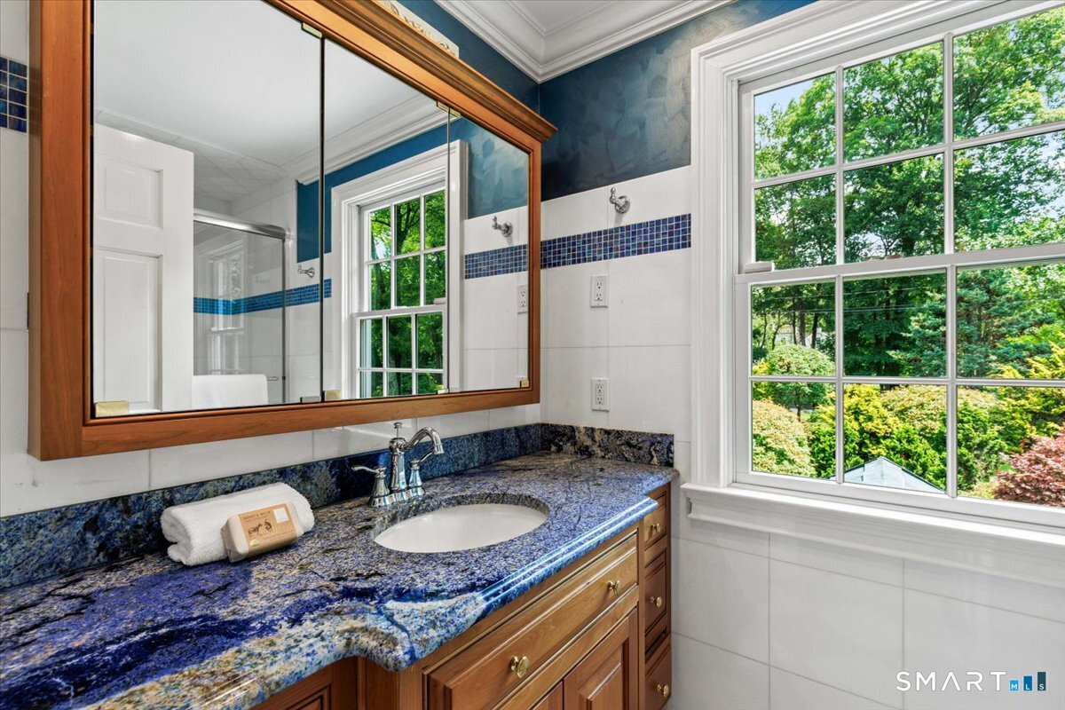248 Turtle Back Road New Canaan, CT 06840 - Photo 20 of 39 Gallery Image 20
