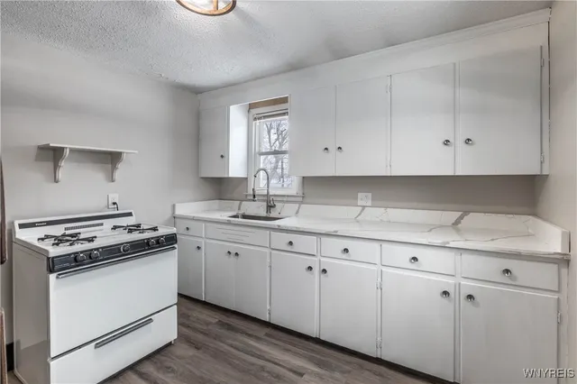 $1,350 | 194 Boncroft Drive, West Seneca, NY 14224