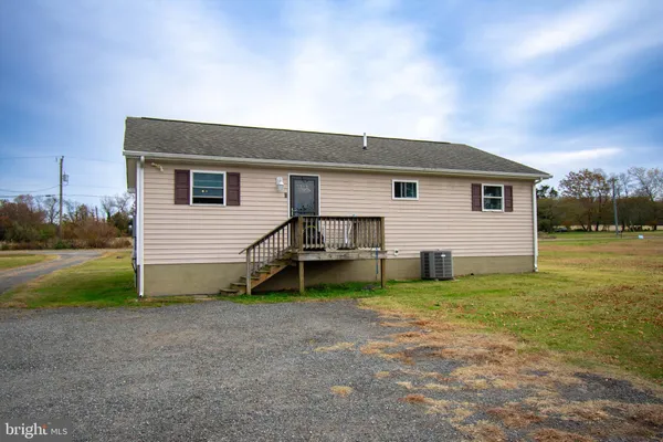 $235,000 | 240 Sonnet Lane, Montross, VA 22520