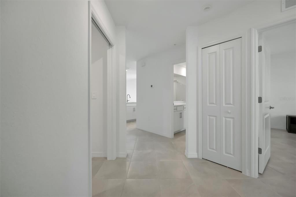 19140 Scallop Loop, Unit 108 Bradenton, FL 34211 - Photo 11 of 50
