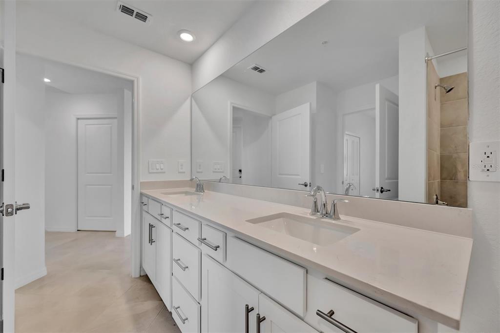 19140 Scallop Loop, Unit 108 Bradenton, FL 34211 - Photo 30 of 50
