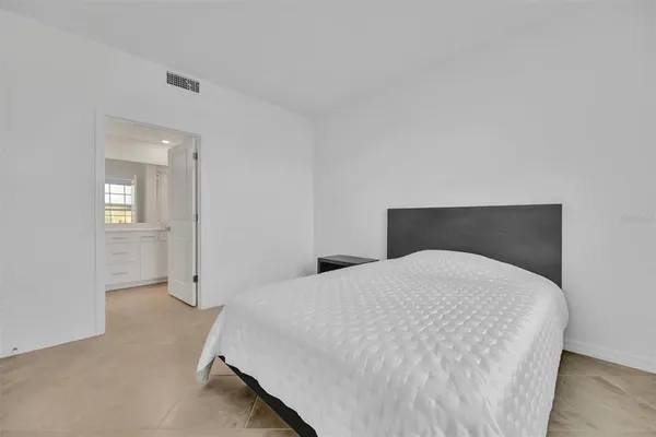 $355,000 | 19140 Scallop Loop, Unit 108, Bradenton, FL 34211