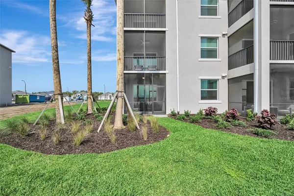 $355,000 | 19140 Scallop Loop, Unit 108, Bradenton, FL 34211