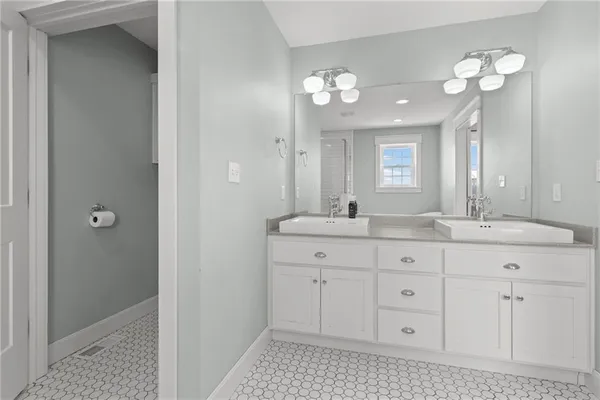 $699,900 | 4520 Northwest 1270th Road, Deepwater, MO 64740