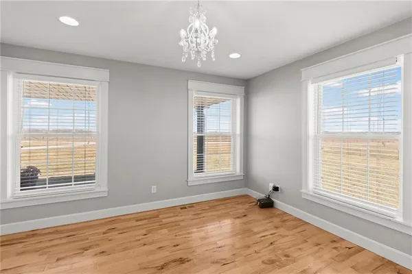 $699,900 | 4520 Northwest 1270th Road, Deepwater, MO 64740