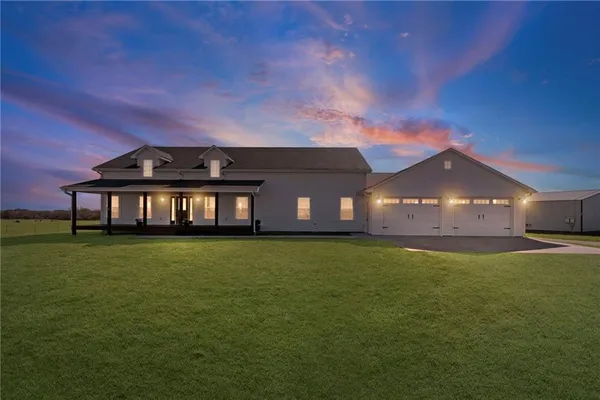 $699,900 | 4520 Northwest 1270th Road, Deepwater, MO 64740