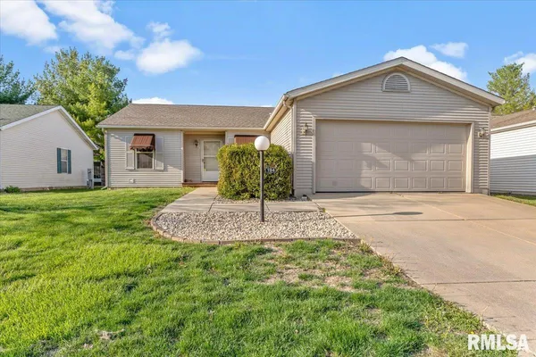 $148,500 | 2800 Vía Rosso, Unit 194, Springfield, IL 62703