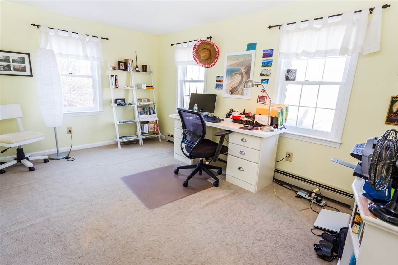 1063 Salmon Falls Road Rochester, NH 03868 - Photo 14 of 16