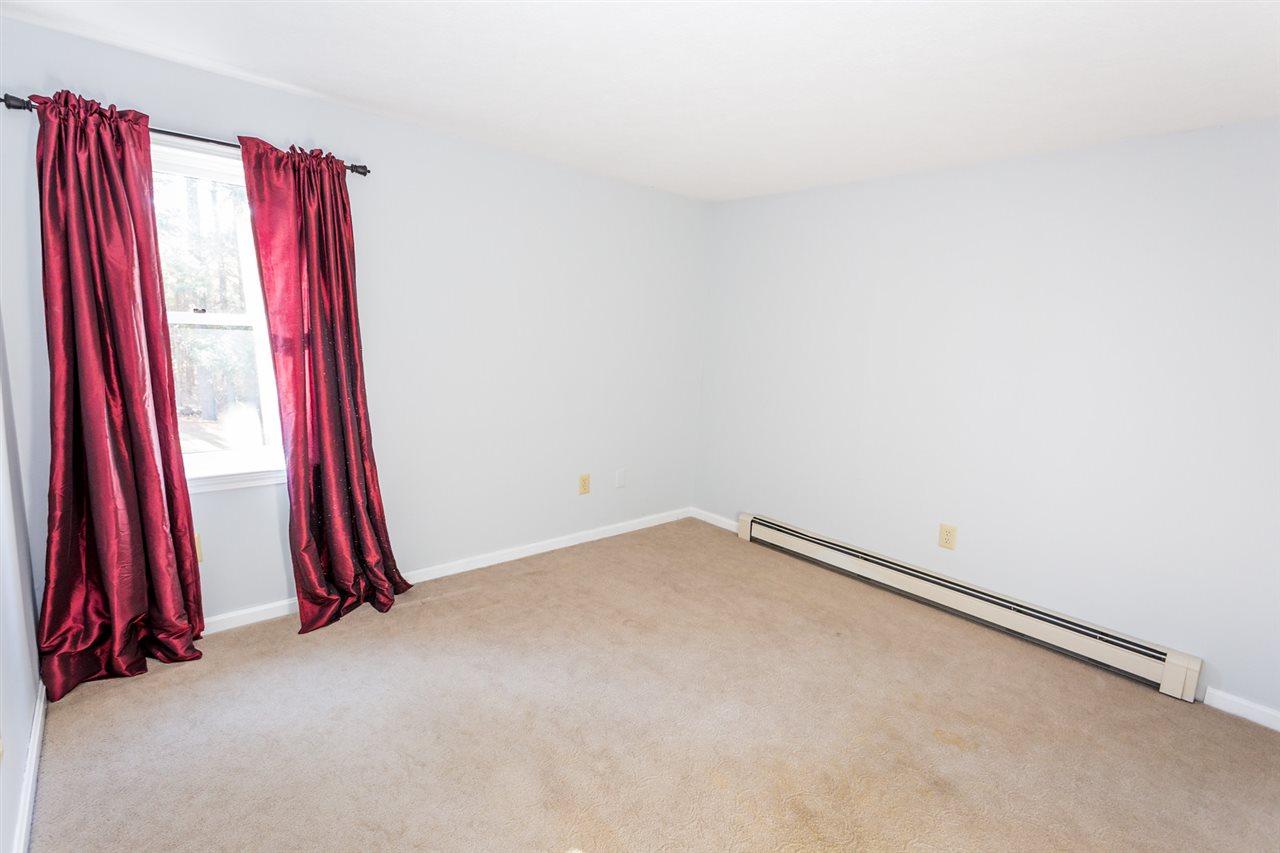 1063 Salmon Falls Road Rochester, NH 03868 - Photo 15 of 16