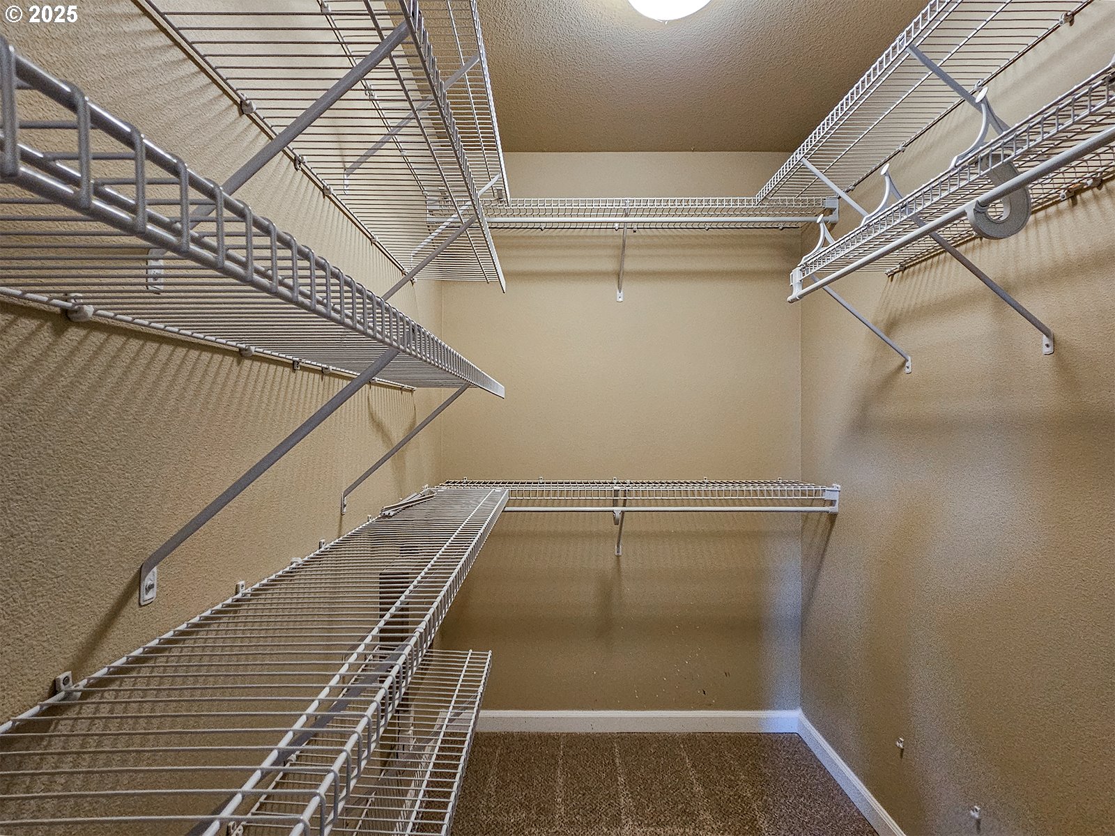 15621 Southeast Eckert Lane Damascus, OR 97089 - Photo 20 of 24 a view of entryway