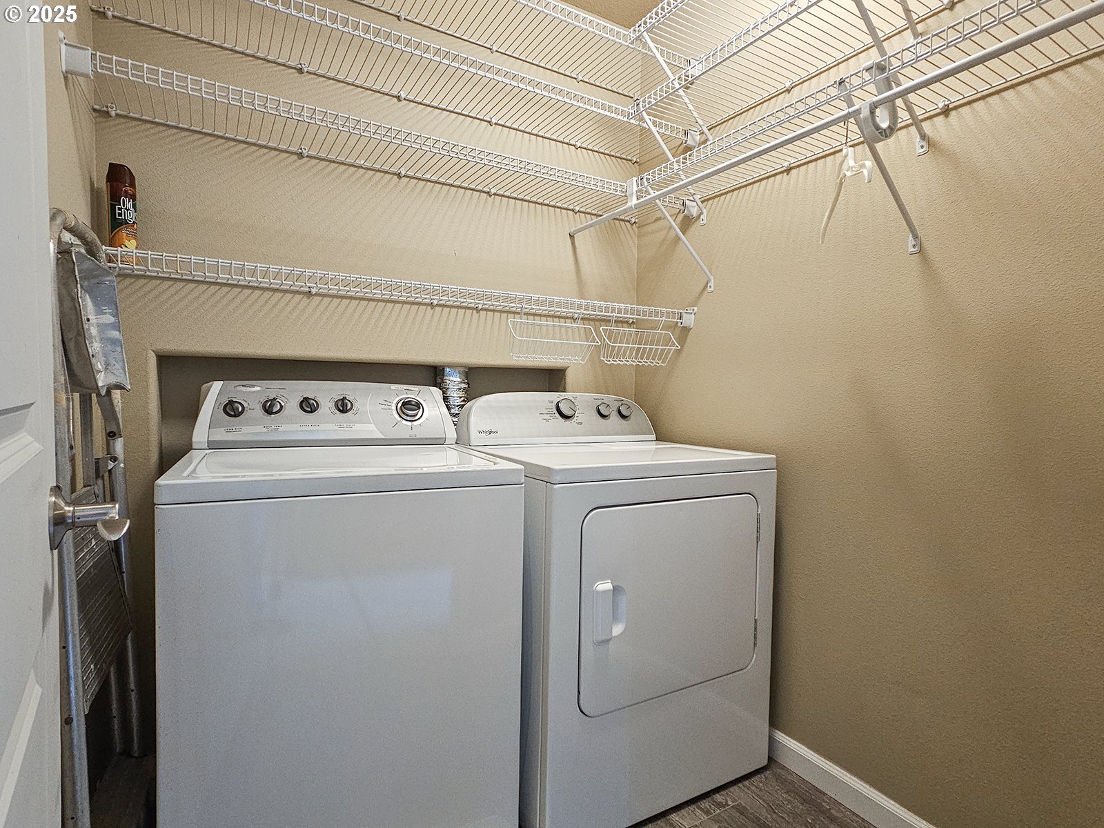 15621 Southeast Eckert Lane Damascus, OR 97089 - Photo 22 of 24 a utility room with dryer and washer